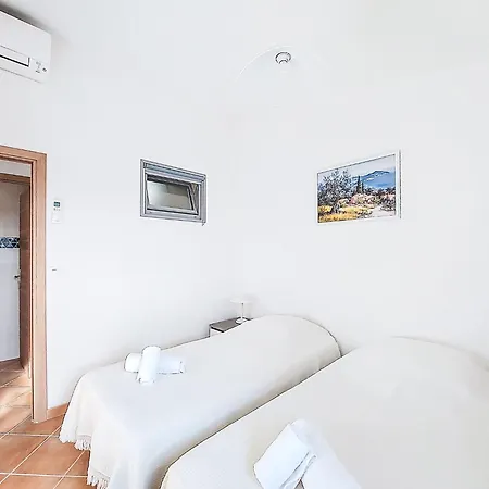 Apartamento Marina Di Santa Giulia By Interhome
